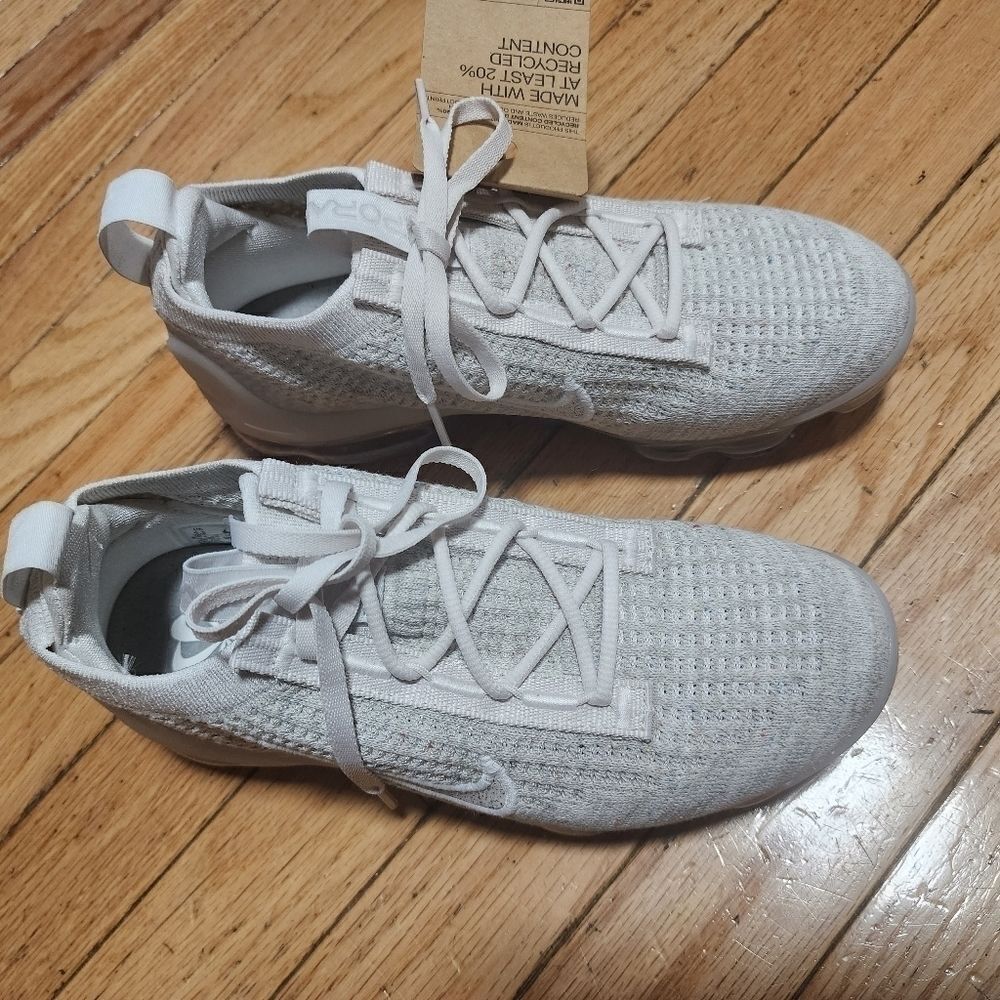 Air Vapormax 2021 Women's White/Platinum Sneaker Shoes Size 6.5